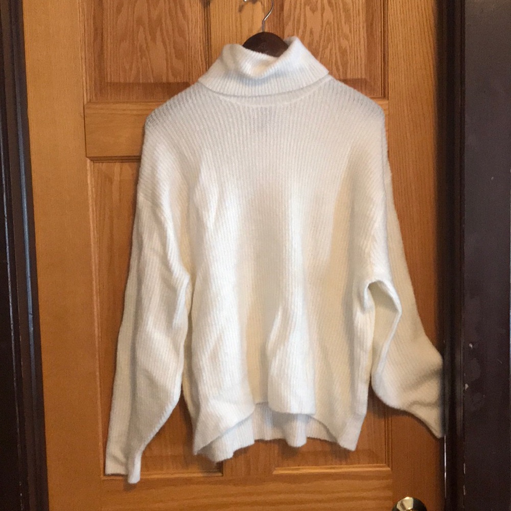 White turtle neck
